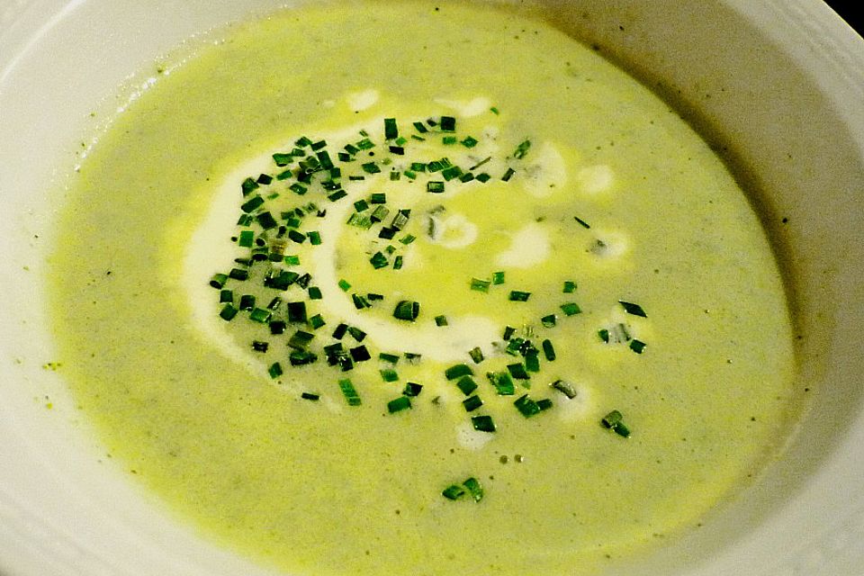 Brokkoli - Creme - Suppe LIGHT