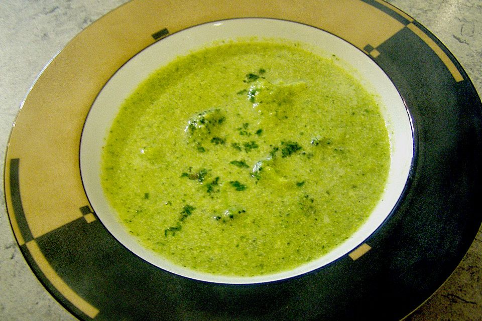 Brokkoli - Creme - Suppe LIGHT