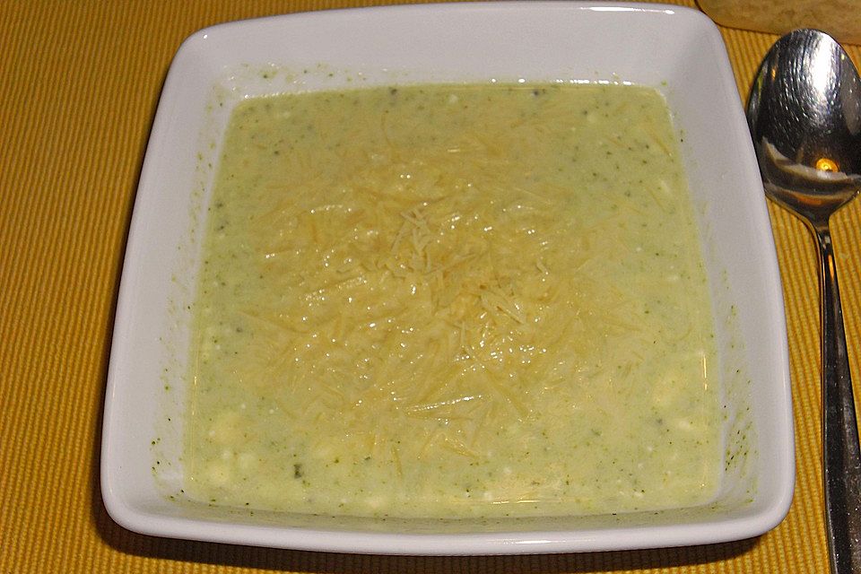 Brokkoli - Creme - Suppe LIGHT