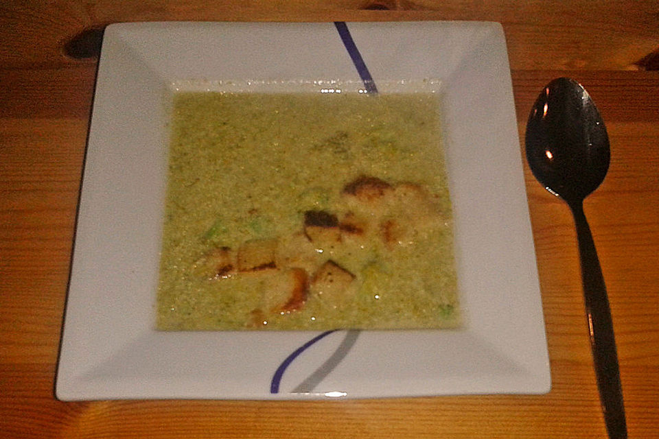 Brokkoli - Creme - Suppe LIGHT