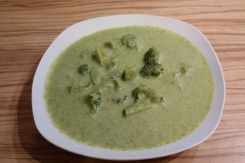 Brokkoli - Creme - Suppe LIGHT