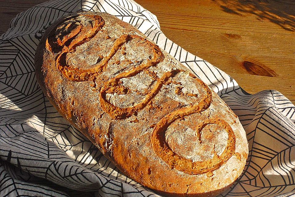 Altbärlis Roggenmischbrot