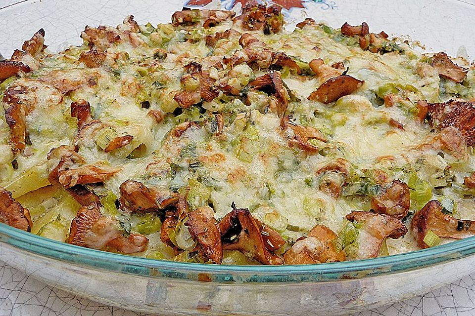 Kartoffelgratin mit Pfifferlings - Gemüse