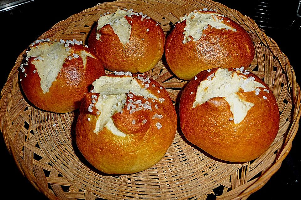 Laugenbrötchen