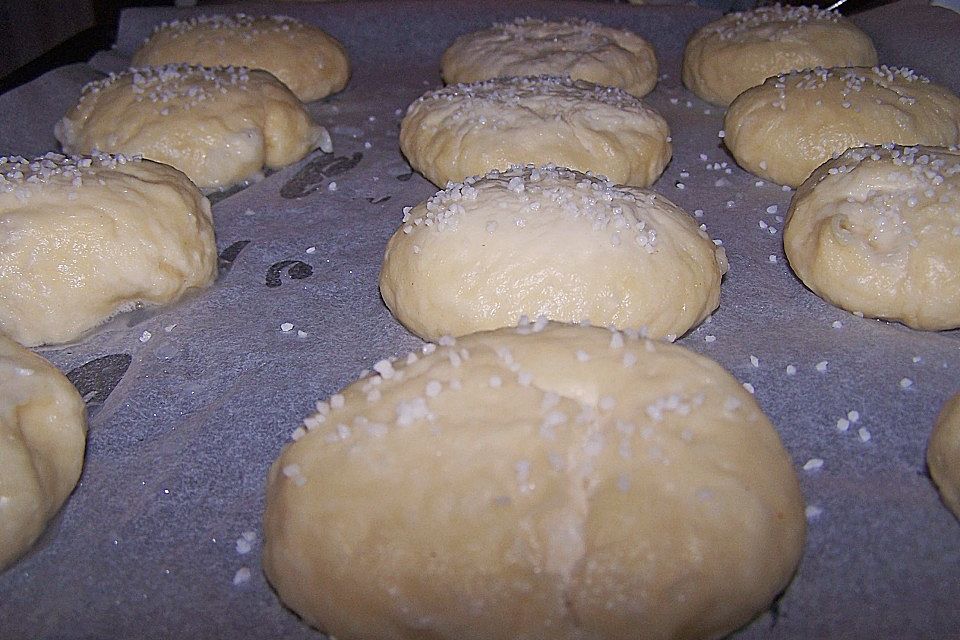 Laugenbrötchen