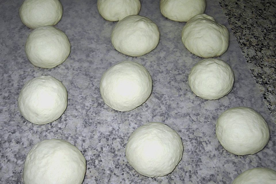 Laugenbrötchen