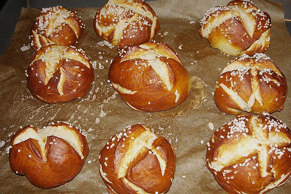 Laugenbrötchen