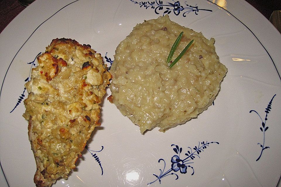 Hähnchenbrustfilet im Fetamantel