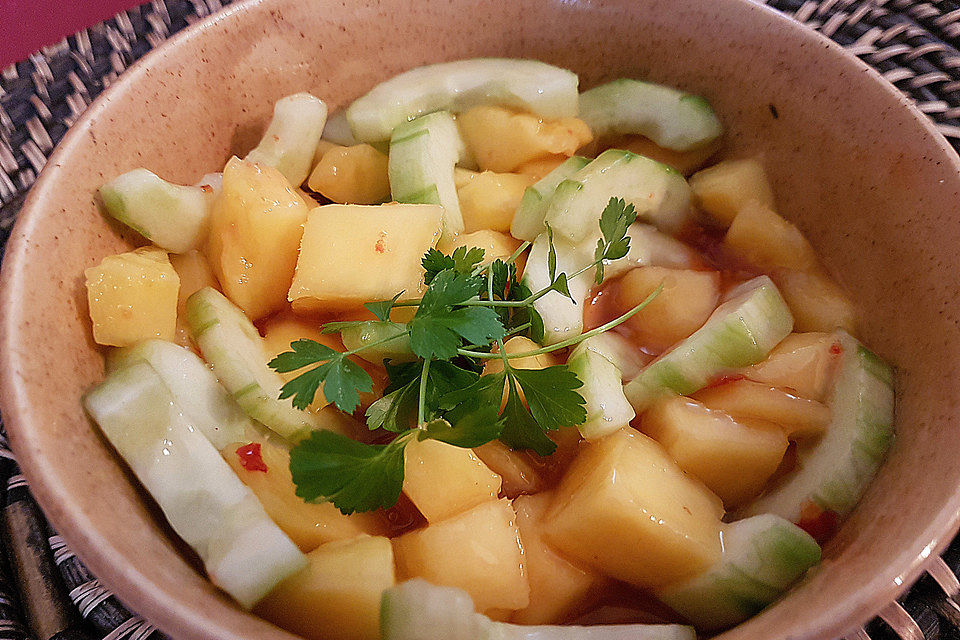 Gurken - Mango - Salat