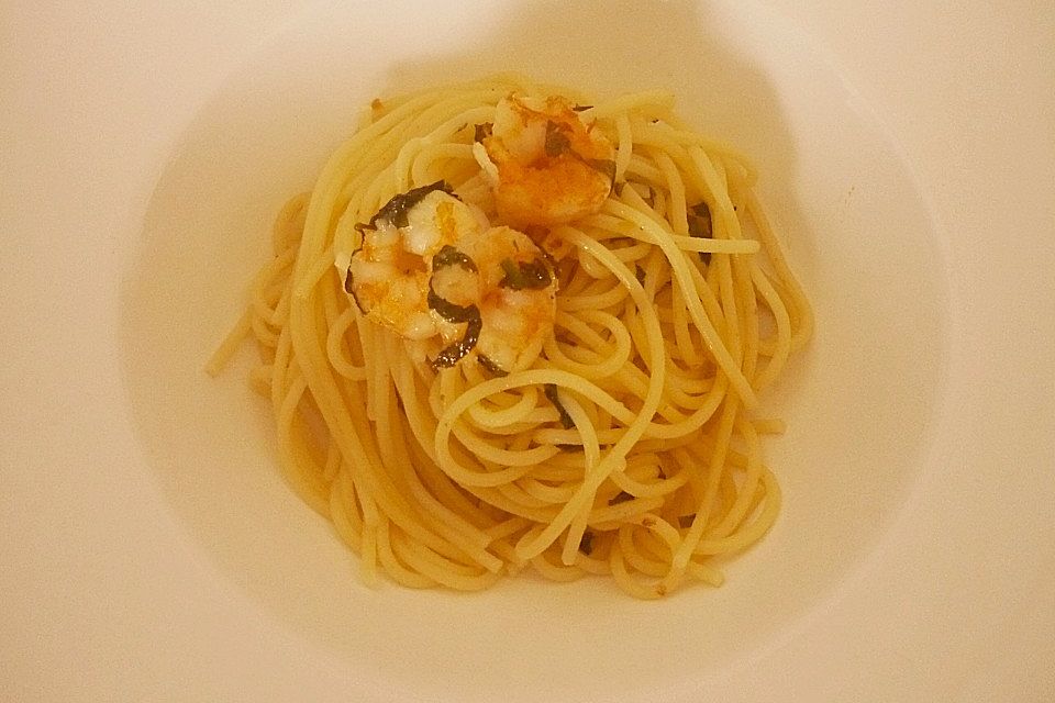 Spaghetti mit Garnelen