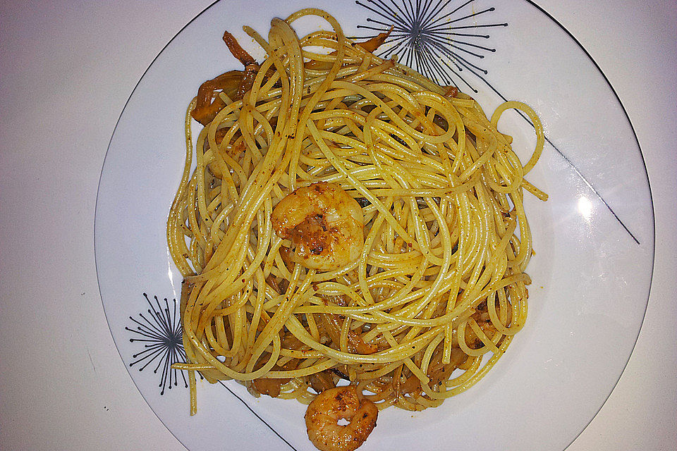 Spaghetti mit Garnelen