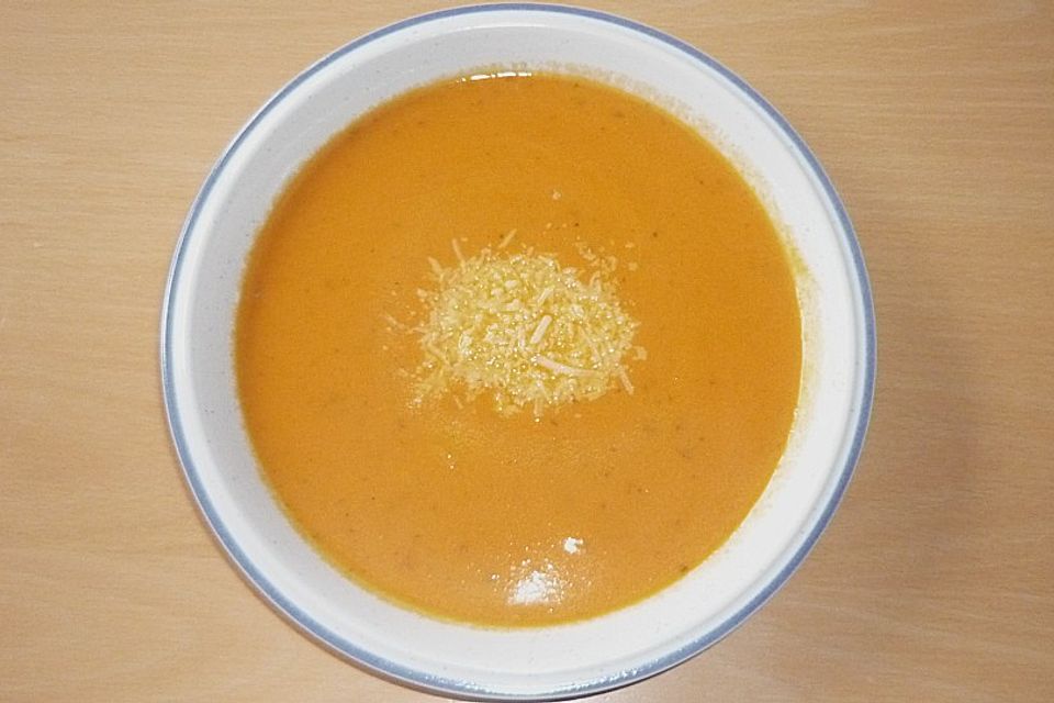 Äußerst feine Tomatencremesuppe