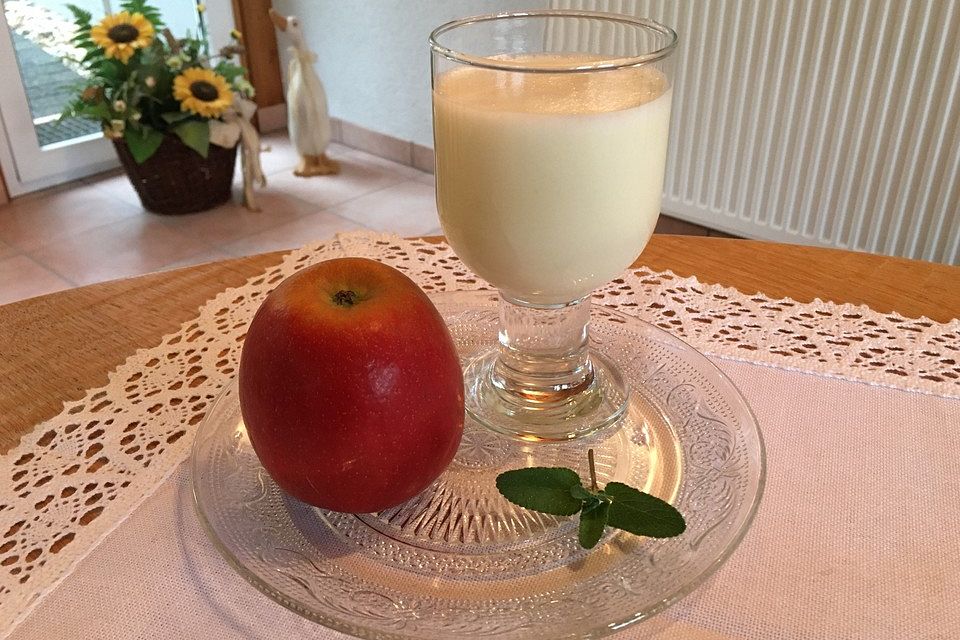 Apfel - Buttermilch - Shake