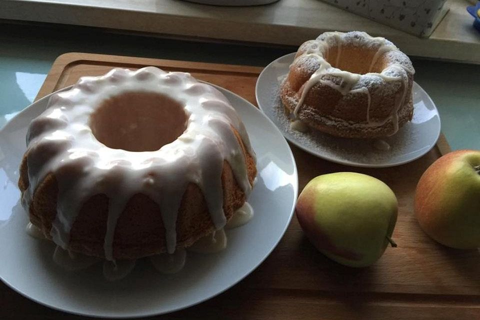 Apfel - Eierlikör Kuchen