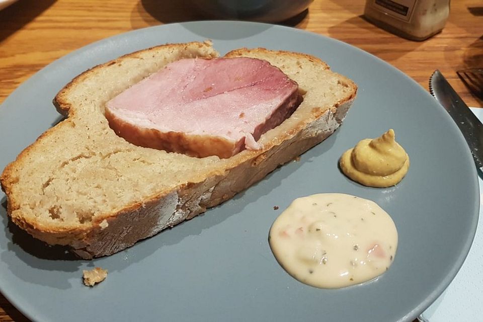 Schinken gebacken in Brotteig