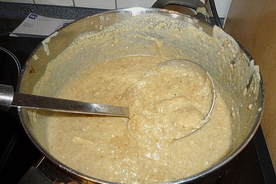 Scharfe Bananensuppe