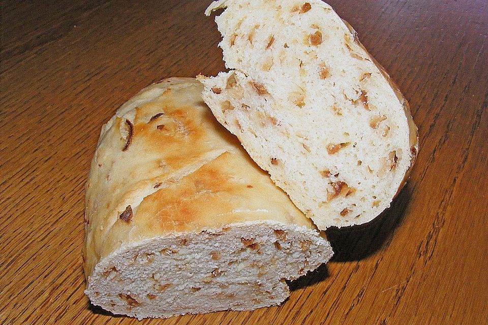 Röstzwiebel - Buttermilch - Brot