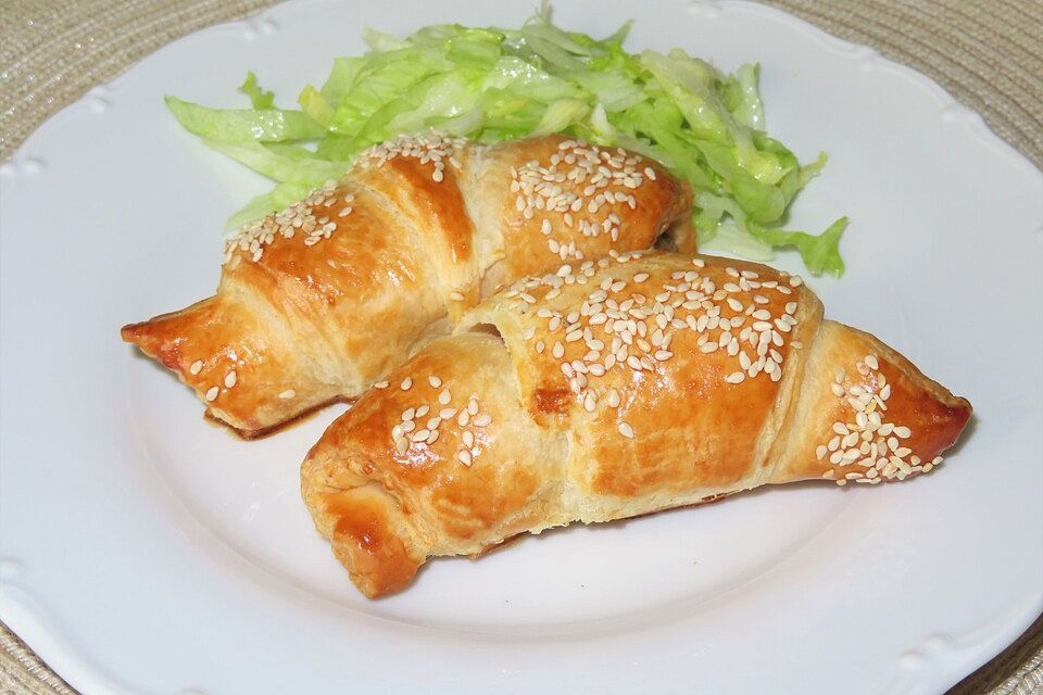 Würstchen-Croissants