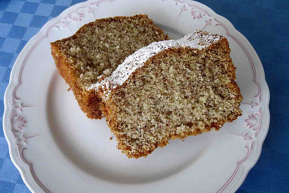 Eierlikör - Nuss - Kuchen