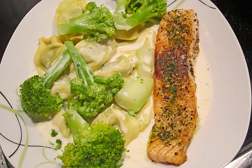 Lachs mit Brokkoli