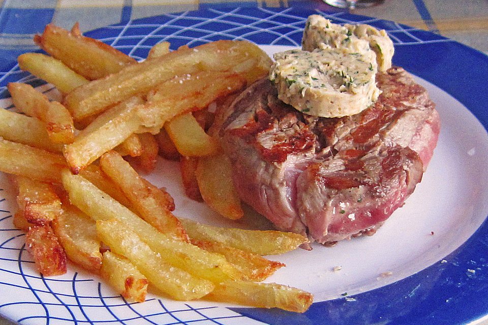 Filetsteak mit Würzbutter