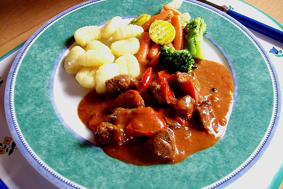 Gulasch nach Omas Rezept