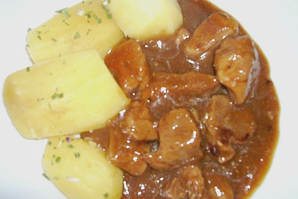 Gulasch nach Omas Rezept