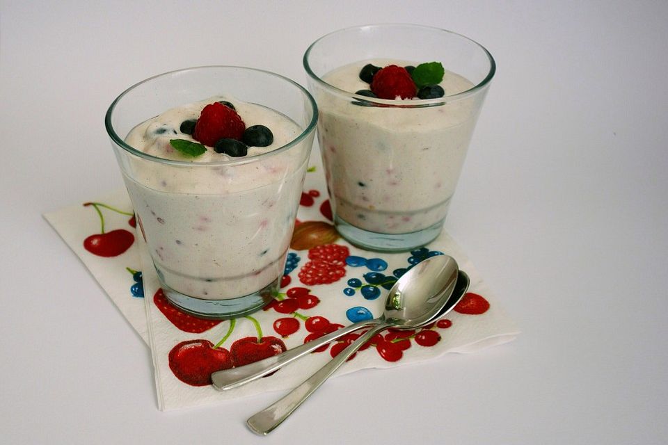 Beeren - Quark - Creme