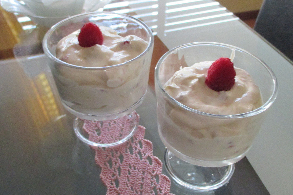 Beeren - Quark - Creme