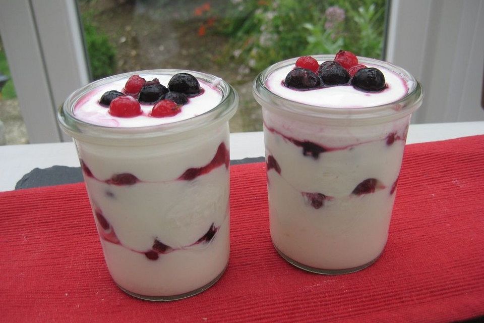 Beeren - Quark - Creme