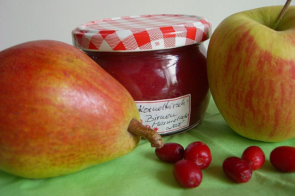 Kornelkirschen - Marmelade mit Birnen