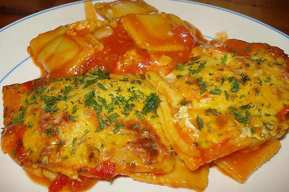 Vannys Tomaten - Ravioli - Auflauf