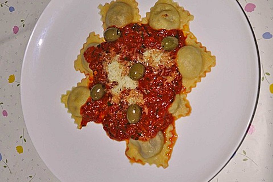 Vannys Tomaten - Ravioli - Auflauf