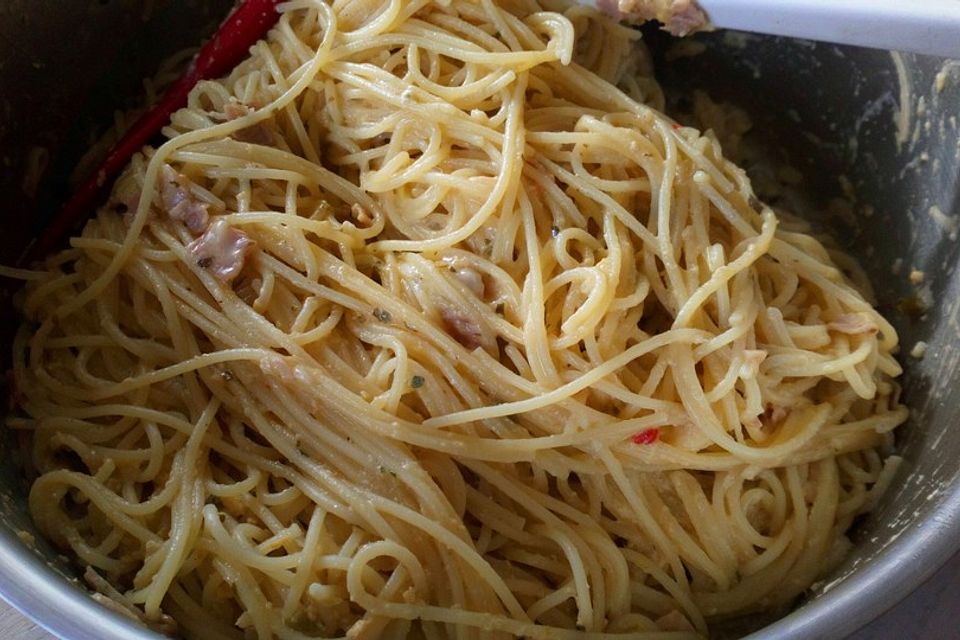 Spaghetti mit Carbonarasauce