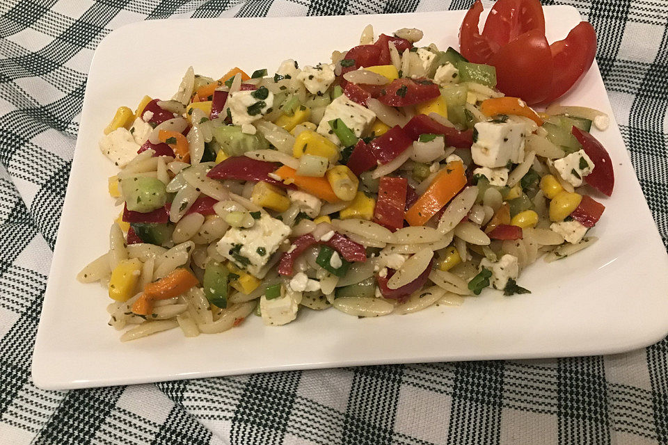 Reisnudelsalat mit Feta