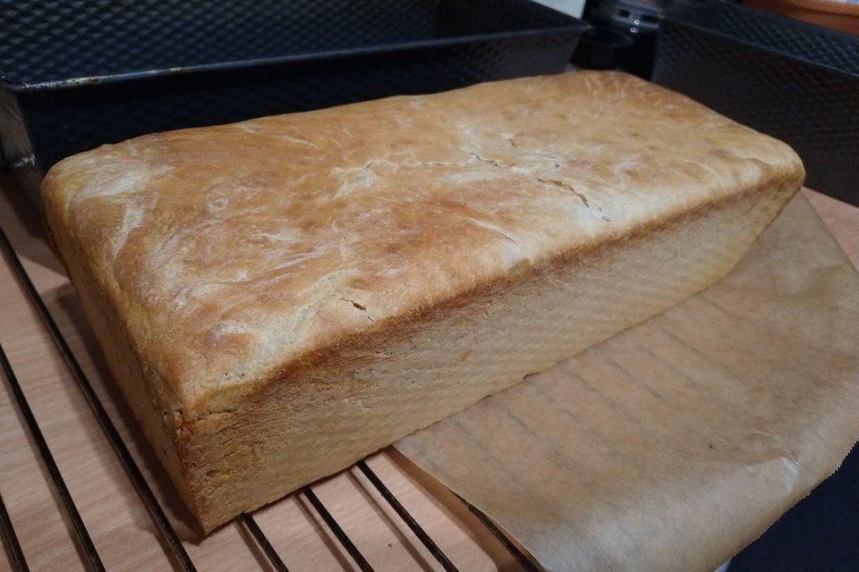 Weizentoastbrot mit Sauerteig