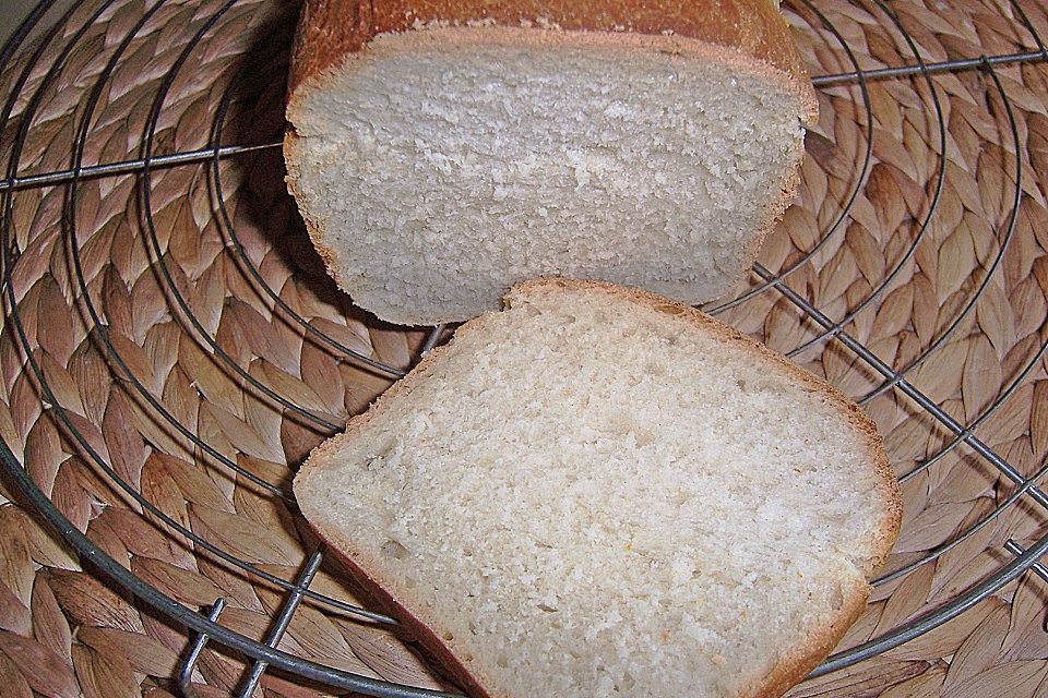 Weizentoastbrot mit Sauerteig