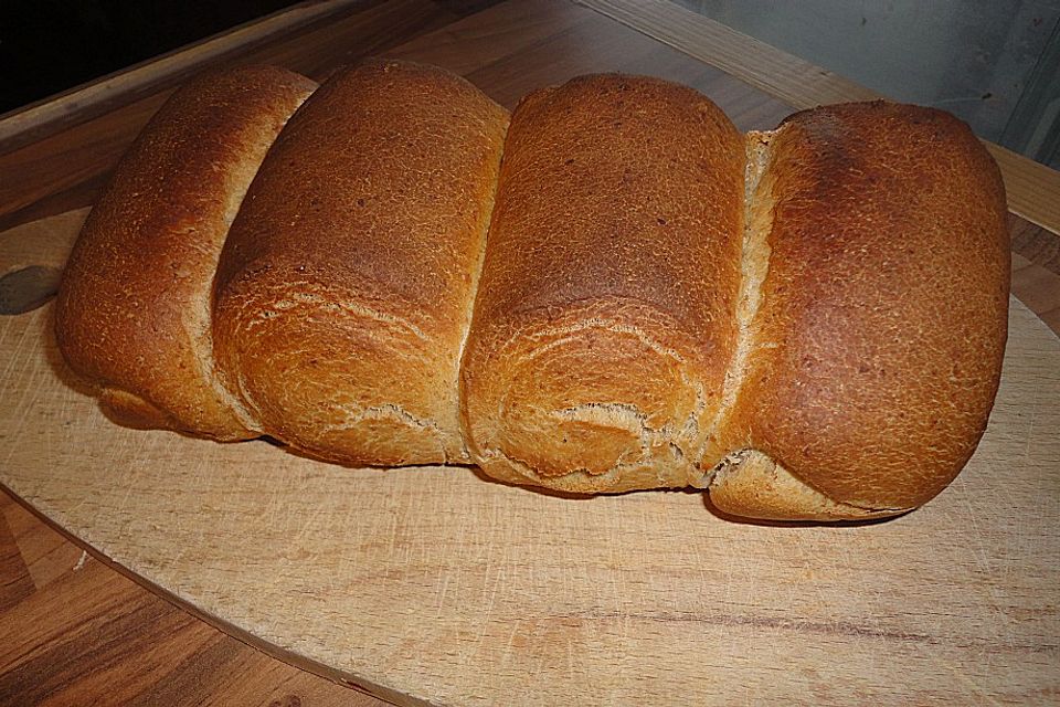 Weizentoastbrot mit Sauerteig