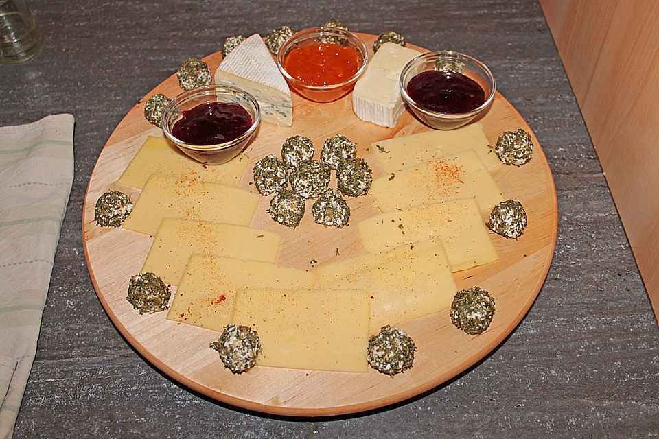 Frischkäse - Pralinen mit Kräutern