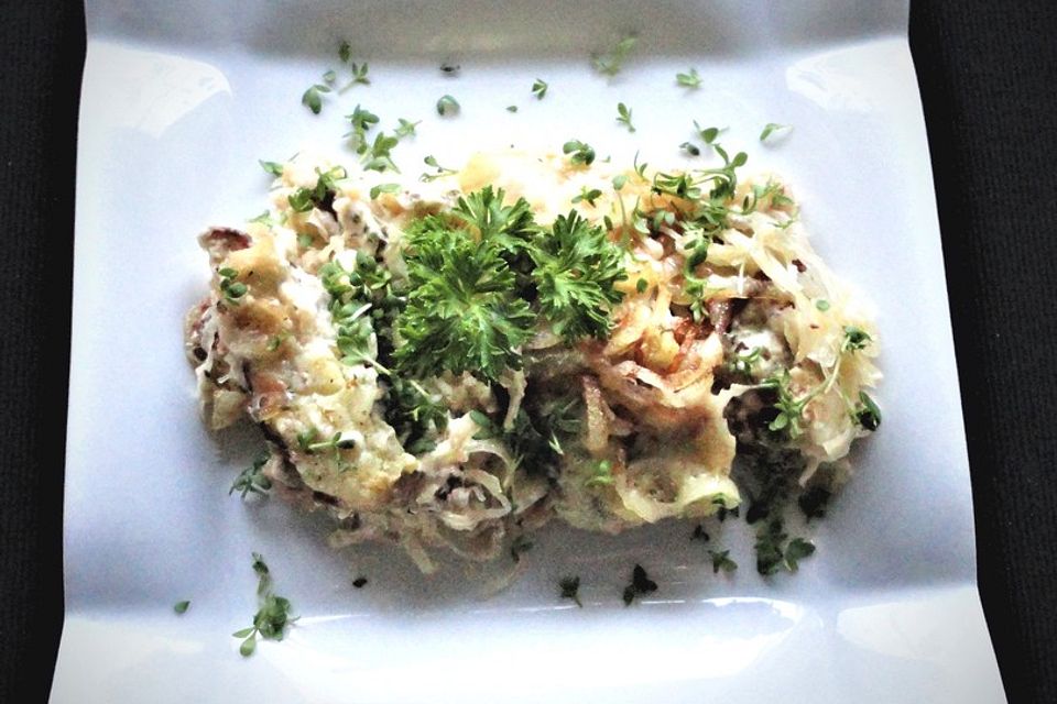 Knödel-Sauerkraut-Auflauf