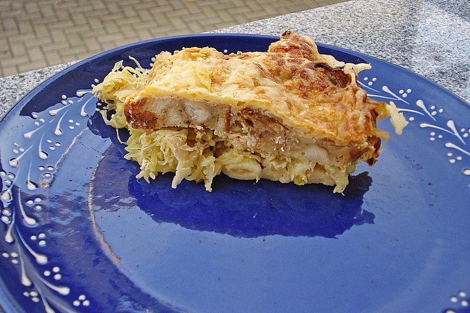 Knödel-Sauerkraut-Auflauf