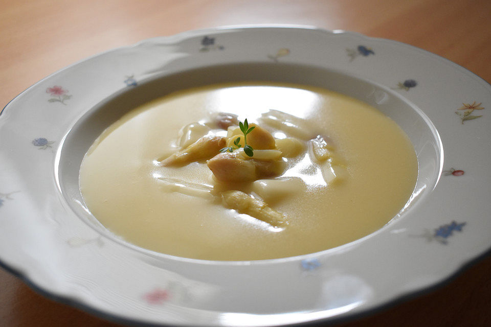 Spargelcremesuppe