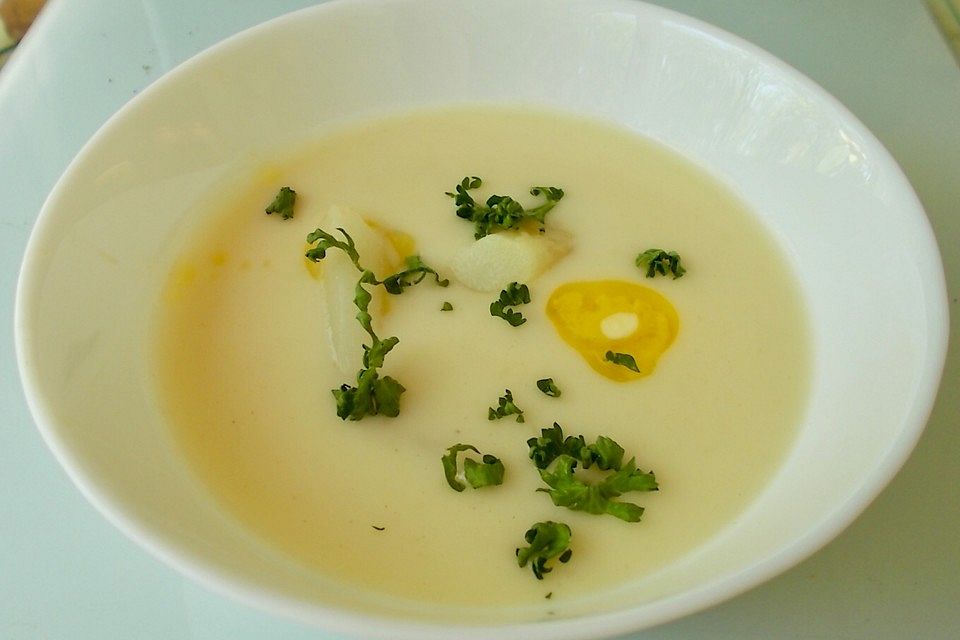 Spargelcremesuppe