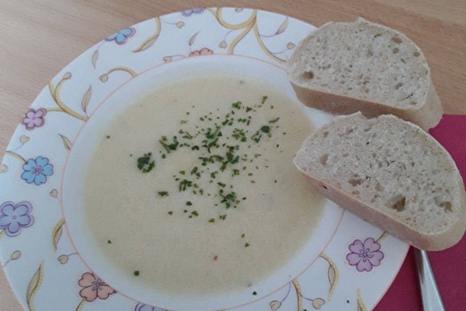 Spargelcremesuppe