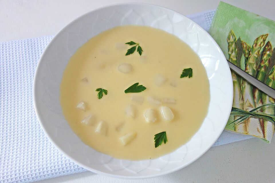 Spargelcremesuppe