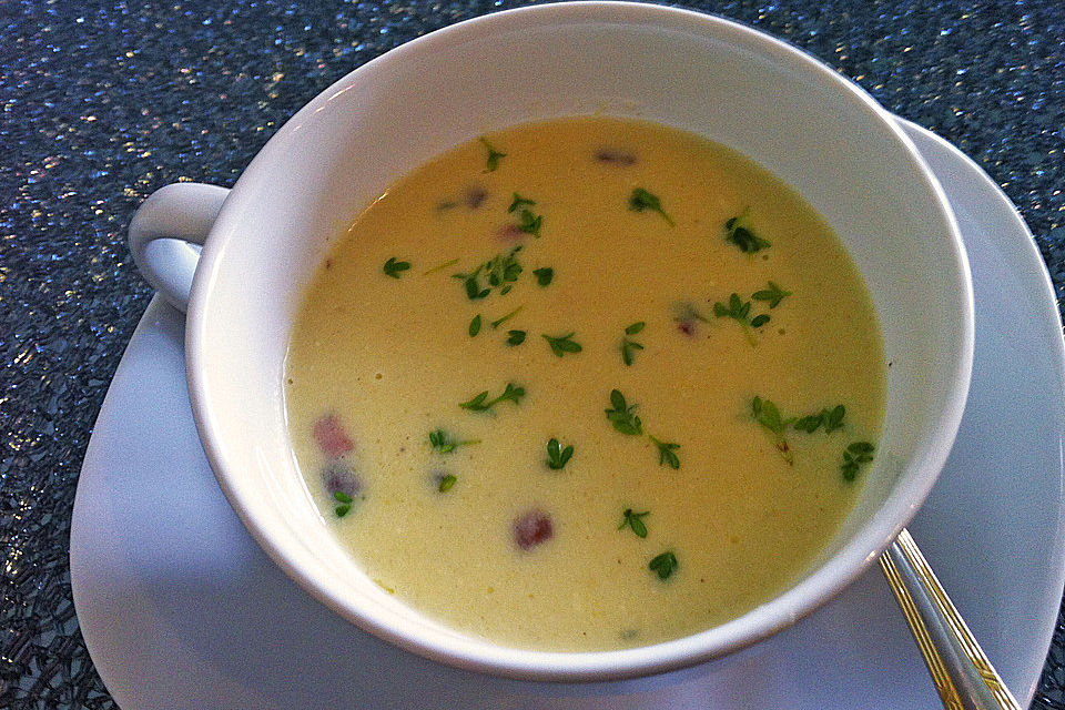 Spargelcremesuppe