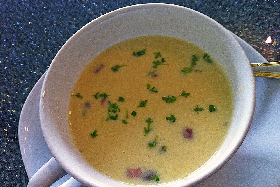 Spargelcremesuppe