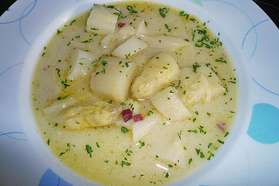 Spargelcremesuppe