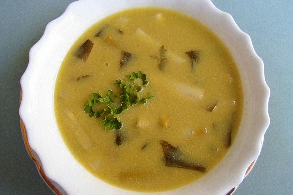 Spargelcremesuppe