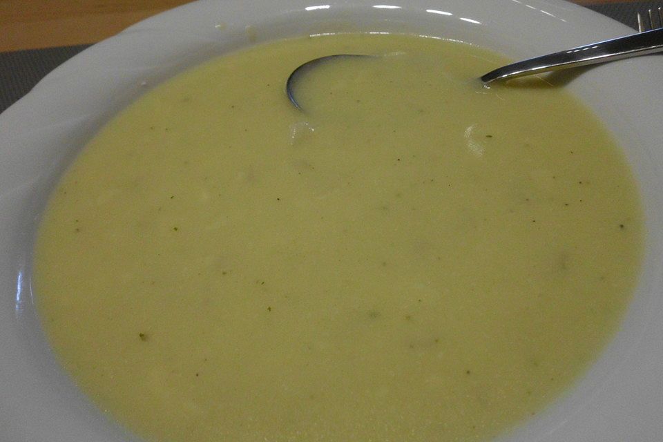 Spargelcremesuppe